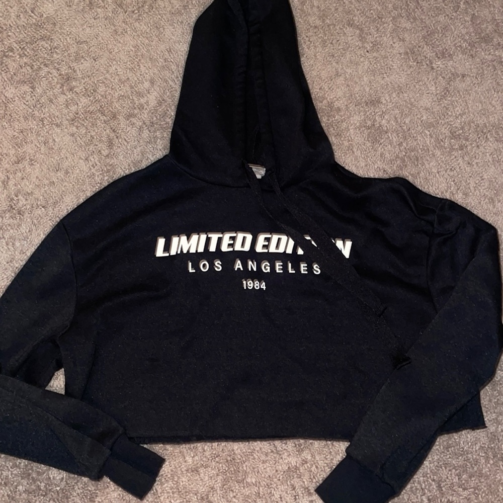 Forever 21 cropped hoodie